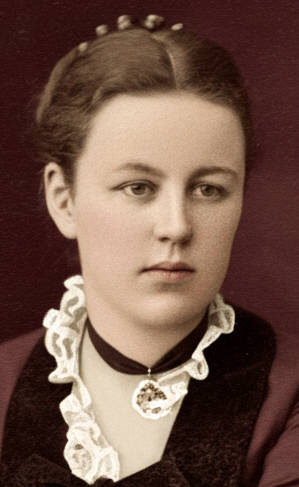 Юлия Армандовна Пельтцер